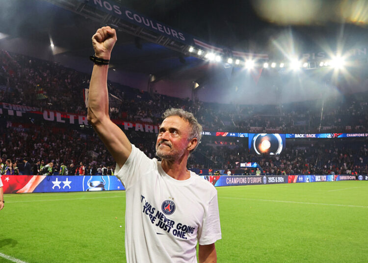 Rolex pour tout le vestiaire du PSG ? La folle rumeur autour de Luis Enrique