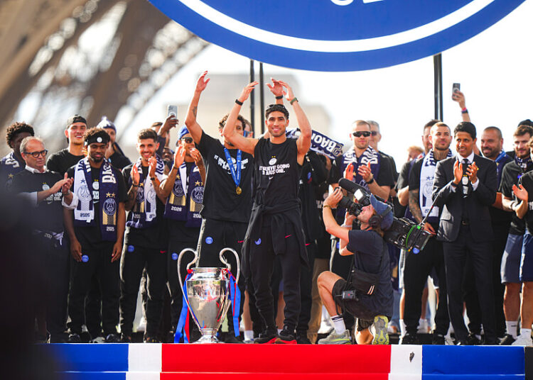 Nasser réduit au silence par ses propres joueurs en pleine fête !
