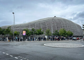 PSG : son nouveau stade tombe à l’eau pour une histoire de bus et de parkings !