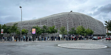 PSG : son nouveau stade tombe à l’eau pour une histoire de bus et de parkings !