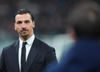 Le jour où Andy van der Meyde s&rsquo;est pris des baffes après avoir embrassé Zlatan