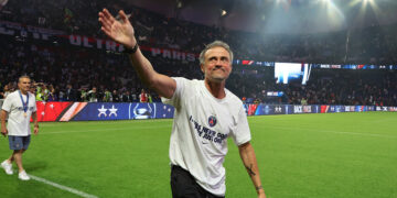 PSG : l&rsquo;hommage bouleversant rendu à Luis Enrique dans sa ville natale